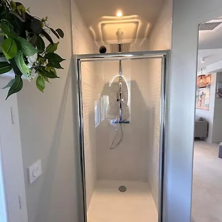 Bas De La Sablhyeres- 300m De La Capte - 2 Hébergements Disponibles