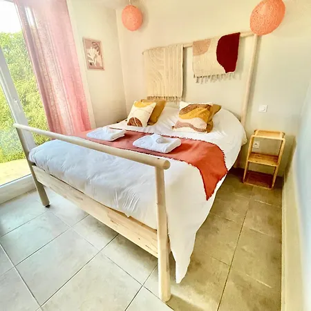 度假居 Bas De La Sablhyeres- 300m De La Capte - 2 Hebergements Disponibles 耶尔