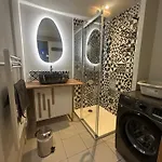 Holiday home Bas De La Sablhyeres- 300m De La Capte - 2 Hebergements Disponibles Hyeres
