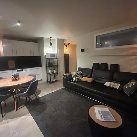 Villa Avec 200M De Jardin Prive La Sablhyeres Holiday home *