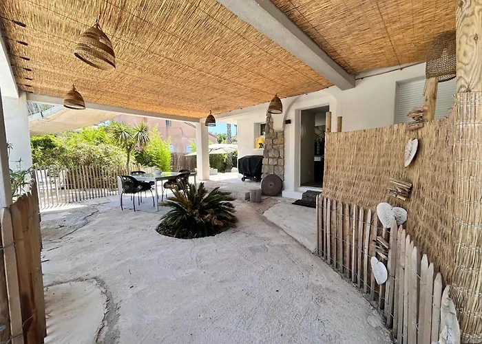 Bas De La Sablhyeres- 300m De La Capte - 2 Hébergements Disponibles * Hyères