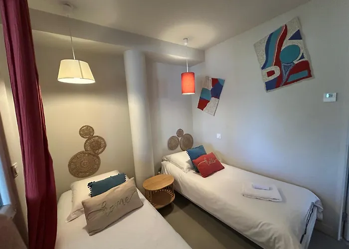 Bas De La Sablhyeres- 300m De La Capte - 2 Hébergements Disponibles *