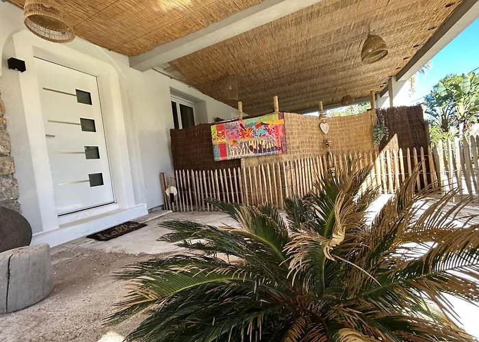 Bas De La Sablhyeres- 300m De La Capte - 2 Hébergements Disponibles * Hyères